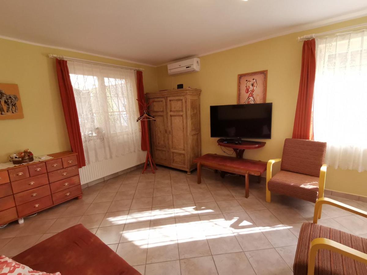 Hajdúszoboszló Marika Apartman מראה חיצוני תמונה