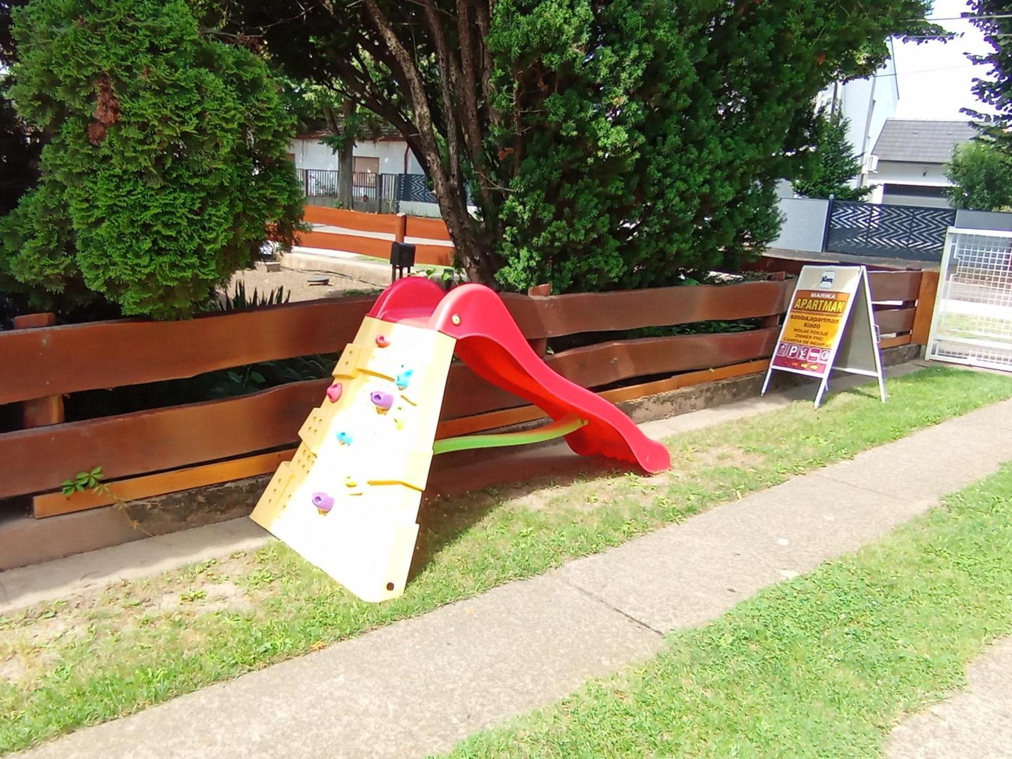Hajdúszoboszló Marika Apartman מראה חיצוני תמונה